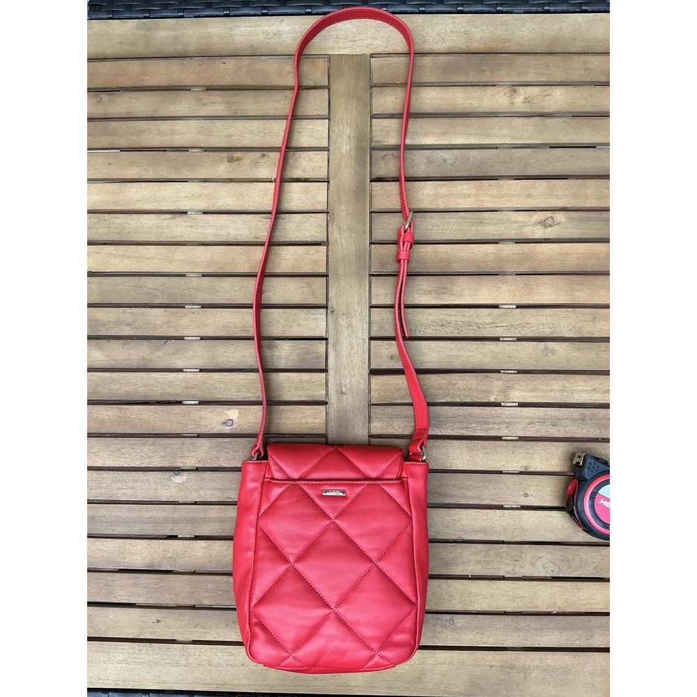 Vince Camuto Red Quilted Leather Soft Crossbody Bag Shoulder Purse - Picture 7 of 8